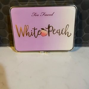 Too Faced White Peach Eyeshadow Palette